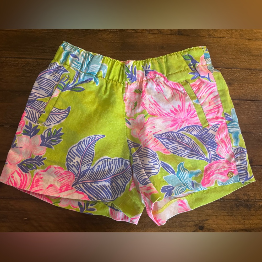 NWOT Lilly Pulitzer linen Women's Shorts. Size XS.